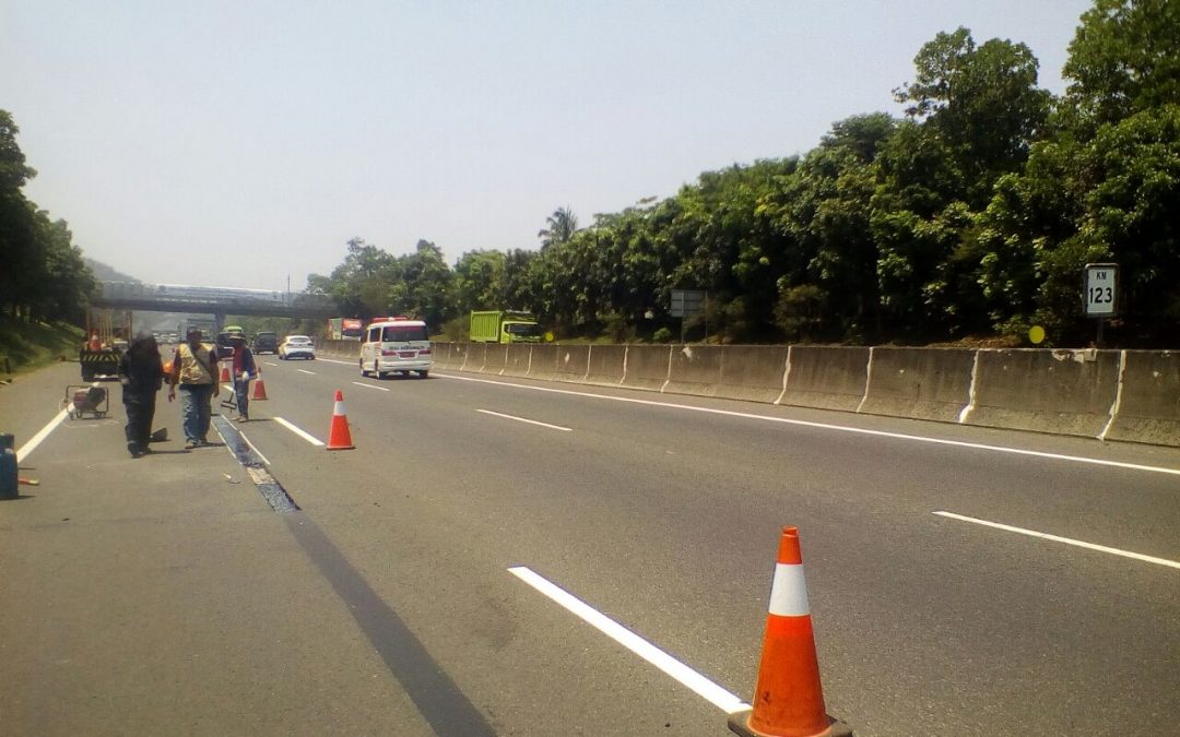 Repair Jalan Tol Padaleunyi