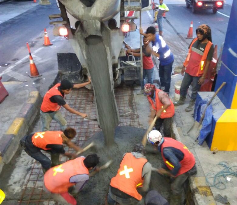 Rekonstruksi Rigid dengan Material Rapid Setting 4 Jam Proyek Gerbang Tol Kamal 3 2017